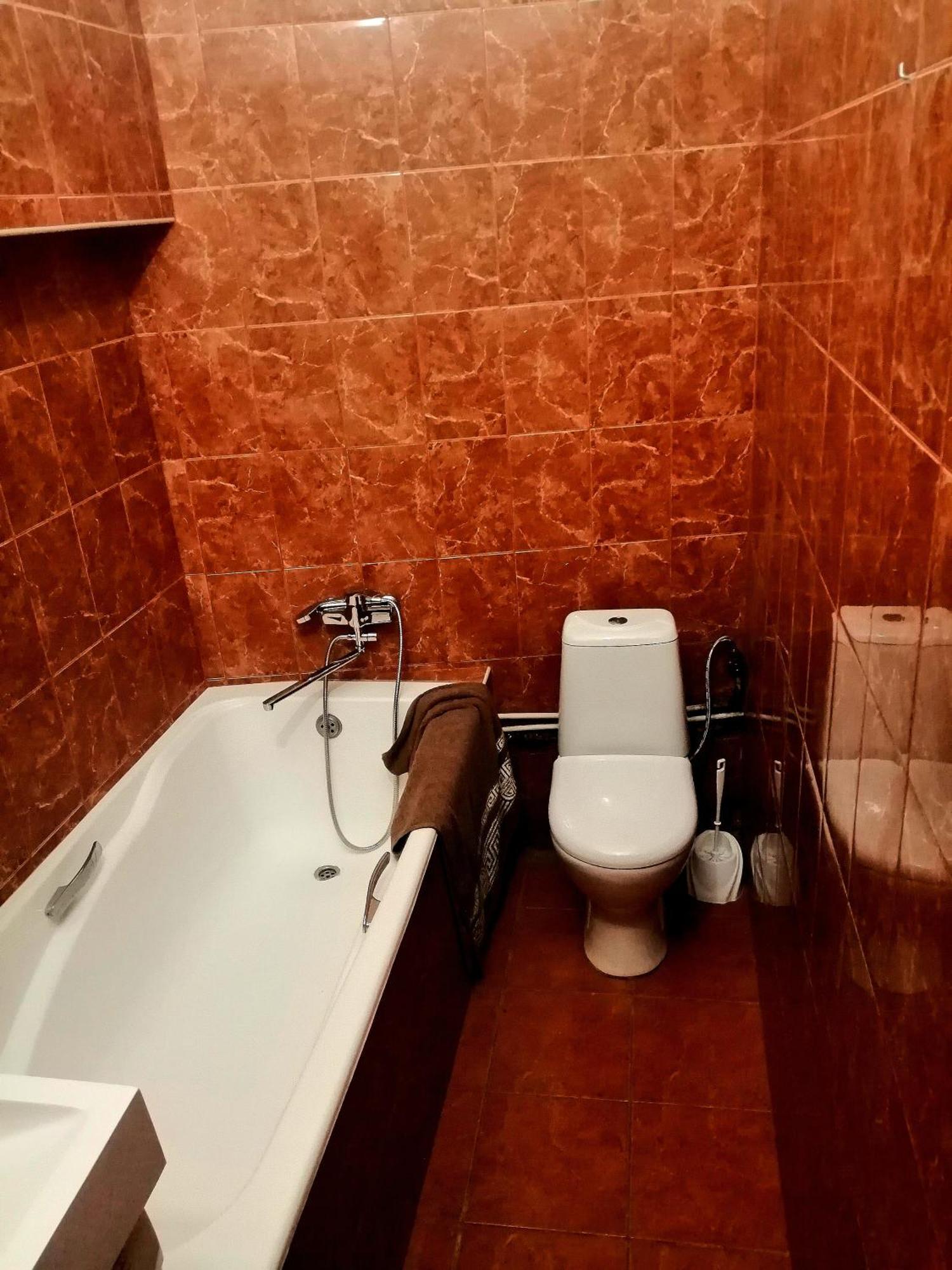Flat On Sheptytskykh Apartment Lviv Bagian luar foto