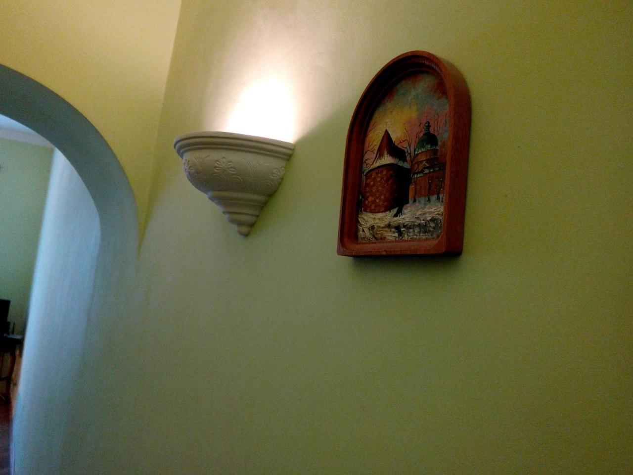 Flat On Sheptytskykh Apartment Lviv Bagian luar foto